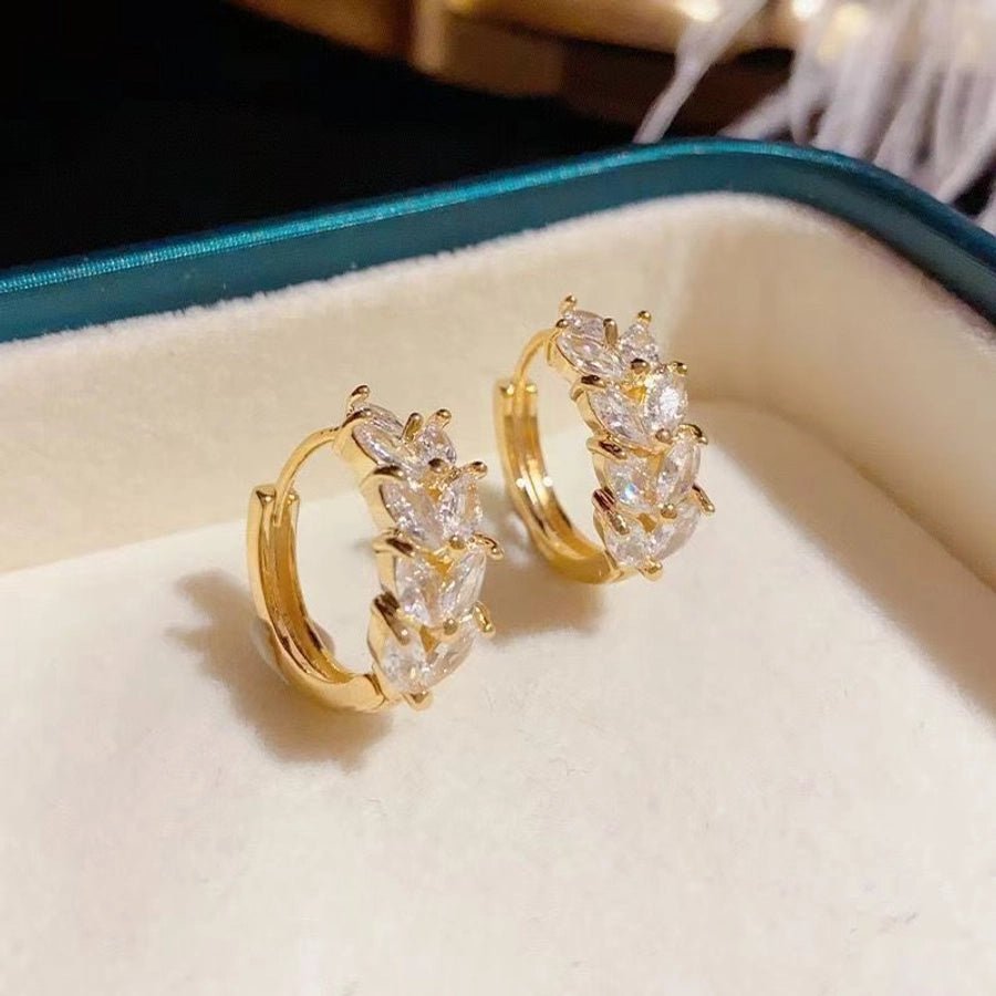 1 Pair Classic Style Leaves Copper Rhinestones Zircon K Gold Plated Earrings - Love Mi