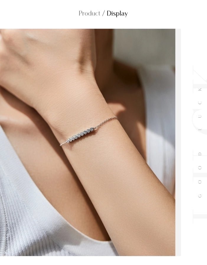 0.54 Karat Colorless(DEF) Round Brilliant Cut 925 Sterling Silver 925 Sterling Silver cable chain Bracelets Elegant IG Style VVS1 - VVS2 Moissanite GRA Certificate - Love Mi