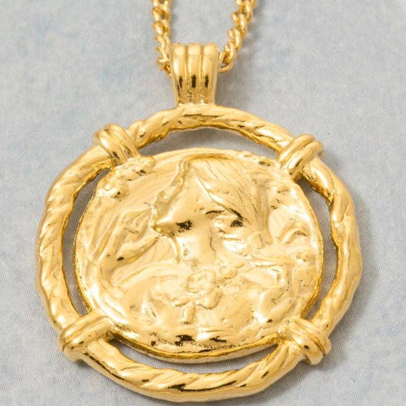 18K Gold Plated Hammered Circle Disc Pendant Necklace