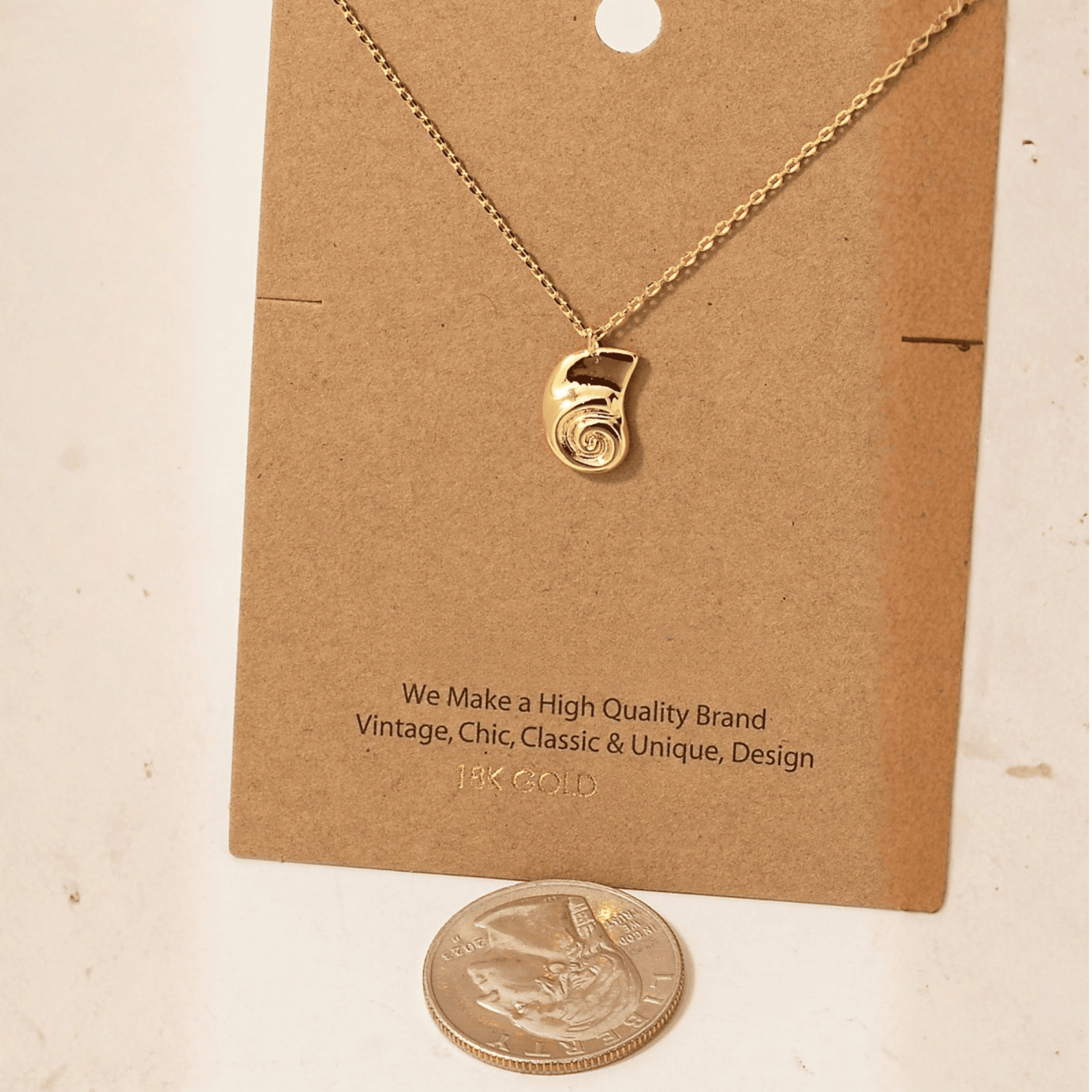 18K Gold Plated Flat Shell Pendant Necklace - Love Mi