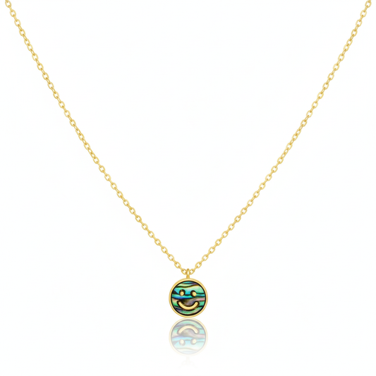 18K Gold Plated Shell Smiley Face Pendant Necklace