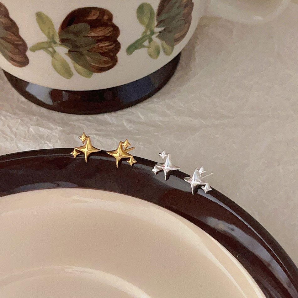 1 Pair 925 Sterling Silver Star Ear Studs - Love Mi